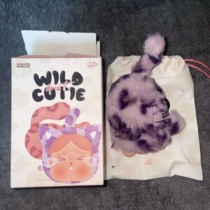 Pop Mart Wild But Cutie - Neon Cutir